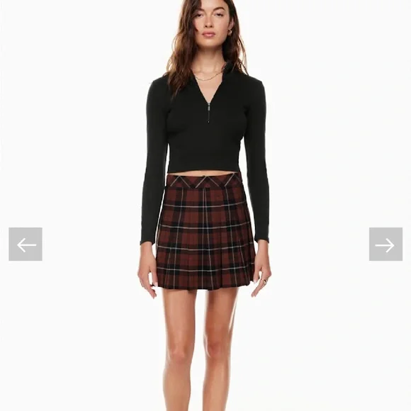 Aritzia Sunday Best Hug 1/2 Zip in Black Size Large - Picture 3 of 4